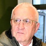 Era Ojdanić je u vezi sa 43 godine mlađom,kad vidite koja pjevačica je u pitanju, nećete moći vjerovati Era Ojdanić je u vezi sa 43 godine mlađom,kad vidite koja pjevačica je u pitanju, nećete moći vjerovati - featured image