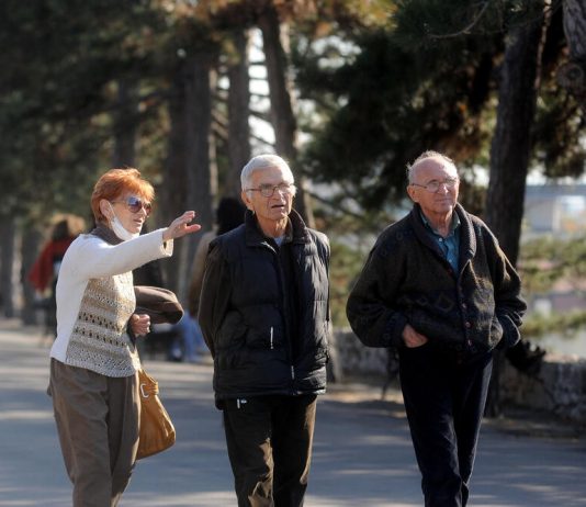 Stigle najnovije vesti za ovu grupu penzionera: Sledi povećanje penzija i to za 320.000 ljudi! MORATE U NAREDNIH 5 DANA PREDATI OVE DOKUMENTE, KO BUDE NAJBRŽI ON DOBIJE… Stigle najnovije vesti za ovu grupu penzionera: Sledi povećanje penzija i to za 320.000 ljudi! MORATE U NAREDNIH 5 DANA PREDATI OVE DOKUMENTE, KO BUDE NAJBRŽI ON DOBIJE… - featured image