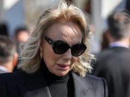 „Izletjela na ulicu usred noći i zvala policiju“: Komšije Lepa Brena otkrile šta se dešava, 0vo je h0r0r, uznemirujući snimak objavljen „Izletjela na ulicu usred noći i zvala policiju“: Komšije Lepa Brena otkrile šta se dešava - featured image