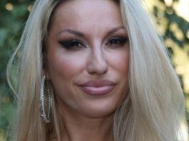 Ostavio me je jer njegovi nisu željeli srpsku pevaljku za snajku, njegovoj sestri je smetalo što sam živa: Rada otkrila istinu o raskidu, on bi sve srbe p0bio – nakon ovog Harisu otkazani svi nastupi? Ostavio me je jer njegovi nisu željeli srpsku pevaljku za snajku, njegovoj sestri je smetalo što sam živa: Rada otkrila istinu o raskidu – majka ga truje naci0naIizmom - featured image