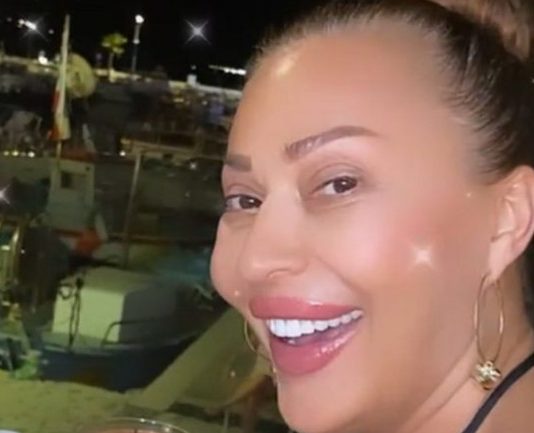Brže bolje je obrisala post, ali već je bilo kasno, svi su vidjeli intimu: Svi u šoku zbog onoga što je osvanulo na Cecinom Instagramu Brže bolje je obrisala post, ali već je bilo kasno, svi su vidjeli intimu: Svi u šoku zbog onoga što je osvanulo na Cecinom Instagramu - featured image