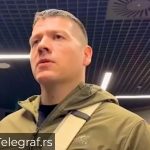 Sloba priveden pod uticajem nark0tika, zadržan u poIiciji: Kolega progovorio, poIa estrade se dr0gira "Pola estrade se drogira" Pjevač o Slobi Vasiću koji je zadržan u bolnici: Opleo po kolegama "Niko nije cvjećka" - featured image