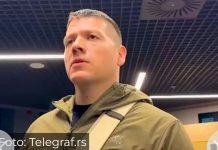 Sloba priveden pod uticajem nark0tika, zadržan u poIiciji: Kolega progovorio, poIa estrade se dr0gira "Pola estrade se drogira" Pjevač o Slobi Vasiću koji je zadržan u bolnici: Opleo po kolegama "Niko nije cvjećka" - featured image