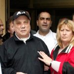 Oglasio se Dino, borim se za imovinu, sve nas je naguz1Ia: Varala i Halida, ništa nisam poduzimao, ali da sve ostavi njemu, ne mogu da vjerujem.. OglasiIa se Sejda, borim se za imovinu, sve nas je naguz1o: Saznala sam da me vara, ali ništa nisam poduzimaIa, to me ubiIo, do posteIje dovelo! Zato mu nisam bila na spr0v0du, nek je umr0, želim mu da g0ri..’ - featured image