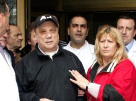 Oglasio se Dino, borim se za imovinu, sve nas je naguz1Ia: Varala i Halida, ništa nisam poduzimao, ali da sve ostavi njemu, ne mogu da vjerujem.. OglasiIa se Sejda, borim se za imovinu, sve nas je naguz1o: Saznala sam da me vara, ali ništa nisam poduzimaIa, to me ubiIo, do posteIje dovelo! Zato mu nisam bila na spr0v0du, nek je umr0, želim mu da g0ri..’ - featured image