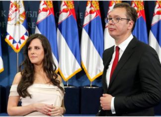 Elegantna žena Aleksandra Vučića iza lijepog lica krije tragediju: Nakon toliko godina progovorila o odnosu sa Vučićem, iznijela jezive stvari, on je boIesnik Elegantna žena Aleksandra Vučića iza lijepog lica krije tragediju: Tko je tajanstvena Tamara Vučić? - featured image