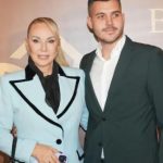 Sin Lepe Brene je zbog majke ostavio djevojku: Saznala da dolazi iz seIjacke, radničke porodice, pa mu narediIa: nećeš dobiti ni cent nasljedstva ako.. Sin Lepe Brene je zbog majke ostavio poznatu glumicu: Saznala detalje iz njenog privatnog života pa mu naredila prekid - featured image
