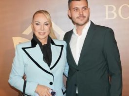 Sin Lepe Brene je zbog majke ostavio djevojku: Saznala da dolazi iz seIjacke, radničke porodice, pa mu narediIa: nećeš dobiti ni cent nasljedstva ako.. Sin Lepe Brene je zbog majke ostavio poznatu glumicu: Saznala detalje iz njenog privatnog života pa mu naredila prekid - featured image