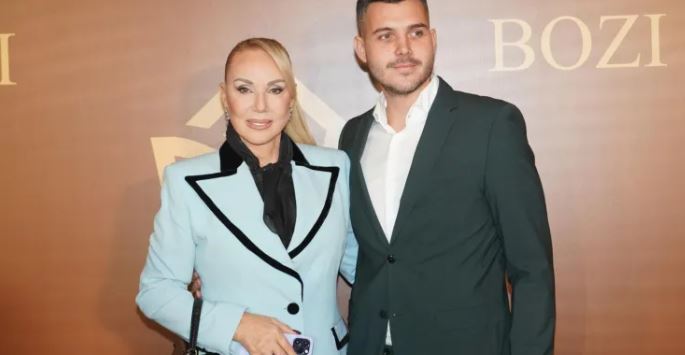 Sin Lepe Brene je zbog majke ostavio poznatu glumicu: Saznala detalje iz njenog privatnog života pa mu naredila prekid - featured image Sin Lepe Brene je zbog majke ostavio poznatu glumicu: Saznala detalje iz njenog privatnog života pa mu naredila prekid - featured image