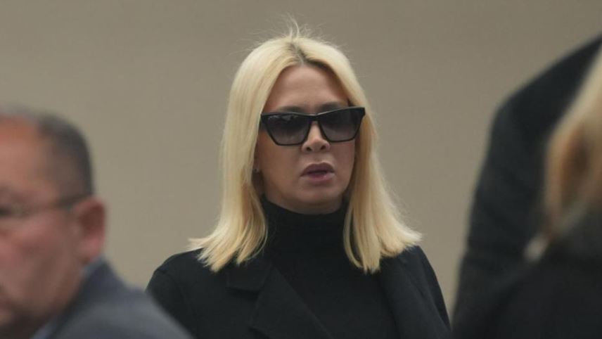 Milica Todorović u dugovima: Podaci kažu da je u debelom minusu, ali ipak je sebi splatila cifru! - featured image Milica Todorović u dugovima: Podaci kažu da je u debelom minusu, ali ipak je sebi splatila cifru! - featured image