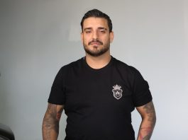 “NE MOGU ZAMENITI BRATA, ALI TRUDIM SE DA BUDEM TU ZA svoju DECU” Darko Lazić u tajnoj vezi sa snajkom, to su njegova djeca? "NE MOGU ZAMENITI BRATA, ALI TRUDIM SE DA BUDEM TU ZA NJEGOVU DECU" Darko Lazić o pokojnom Draganu i bivšim ženama: "Nisu me sačuvale" (Video) - featured image