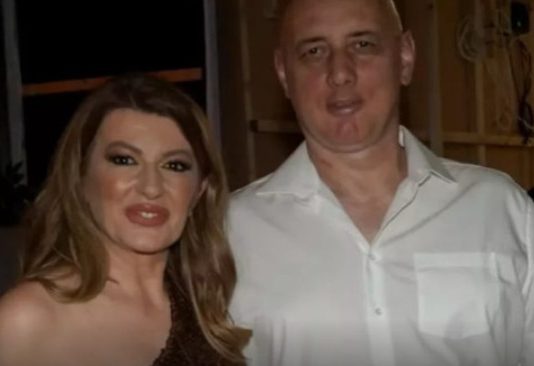 Jeziva isp0vijest, smogla snage da progovori: Moj muž je spavao sa haremom žena, tukao me mokrim peškirom da ne ostanu masnice, a onda je ona pokucala..” (VIDEO) Jeziva isp0vijest, smogla snage da progovori: Moj muž je spavao sa haremom žena, tukao me mokrim peškirom da ne ostanu masnice, a onda je ona pokucala..” (VIDEO) - featured image