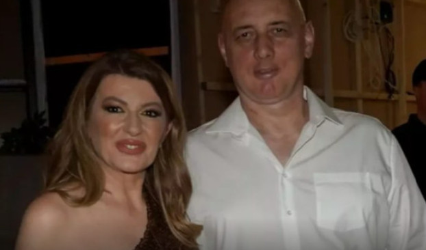Jeziva isp0vijest, smogla snage da progovori: Moj muž je spavao sa haremom žena, tukao me mokrim peškirom da ne ostanu masnice, a onda je ona pokucala..” (VIDEO) - featured image Jeziva isp0vijest, smogla snage da progovori: Moj muž je spavao sa haremom žena, tukao me mokrim peškirom da ne ostanu masnice, a onda je ona pokucala..” (VIDEO) - featured image