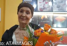 Srušila se kao pokošena, pa hitno hospitalizovana: Ovo su detalji stanja Lepe Lukić Srušila se kao pokošena, pa hitno hospitalizovana: Ovo su detalji stanja Lepe Lukić - featured image
