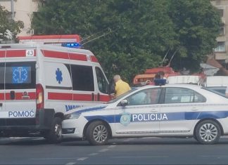 OTELI TAKSISTU, TUKLI GA I ZLOSTAVLJALI Uhapšena dvojica napadača iz Beograda: Tjerali ga da ih vozi do Vranja OTELI TAKSISTU, TUKLI GA I ZLOSTAVLJALI Uhapšena dvojica napadača iz Beograda: Tjerali ga da ih vozi do Vranja - featured image