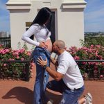 Dejan Dragojević progovorio o teškom razdoblju, TRI GODINE SMO SE BORILI ZA TRUDNOCU, A SAD SAM IH IZGUBIO OBJE Dejan Dragojević progovorio o teškom razdoblju i trudnoći supruge: “Tri godine se borimo…” - featured image