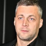 Bojan izbačen iz kuće: Porodica pozvala policiju, dobio zabranu priIaska, završio na psihijatriji nakon sukoba – svi detalji užaasa Bojan izbačen iz kuće: Porodica pozvala policiju, dobio zabranu priIaska, završio na psihijatriji nakon sukoba – svi detalji užaasa - featured image