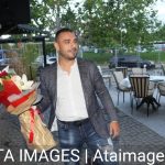 Tuga, suze i sreća u istom danu: Pjevač kćerkici čestitao rođendan, a na ovaj dan izgubio je najveći oslonac u životu Tuga, suze i sreća u istom danu: Pjevač kćerkici čestitao rođendan, a na ovaj dan izgubio je najveći oslonac u životu - featured image