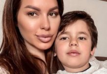 Preplakala sam cijeli dan: Iz doma Seke Aleksić stigle srceparajuće vijesti o njenom sinu Jakovu – otišao je tako mlad Preplakala sam cijeli dan: Iz doma Seke Aleksić stigle srceparajuće vijesti o njenom sinu Jakovu – otišao je tako mlad - featured image