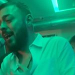 “Kako je tužno, bez daha, jedva stoji na nogama”: Sloba Vasić neprepoznatljiv "Kako je tužno": Sloba Vasić se slomio pred publikom, jedva dolazio do daha, pa viknuo - Da li si me voljela - featured image