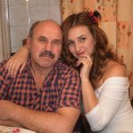 😱💔 Napustio sam suprugu nakon 27 godina braka zbog 28-godišnje žene… Ali kada sam se vratio puzeći i moleći za oprost, supruga je otvorila vrata i otkrila mi tajnu koja mi je zauvijek uništila svijet. 😱💔 Napustio sam suprugu nakon 27 godina braka zbog 28-godišnje žene… Ali kada sam se vratio puzeći i moleći za oprost, supruga je otvorila vrata i otkrila mi tajnu koja mi je zauvijek uništila svijet. - featured image
